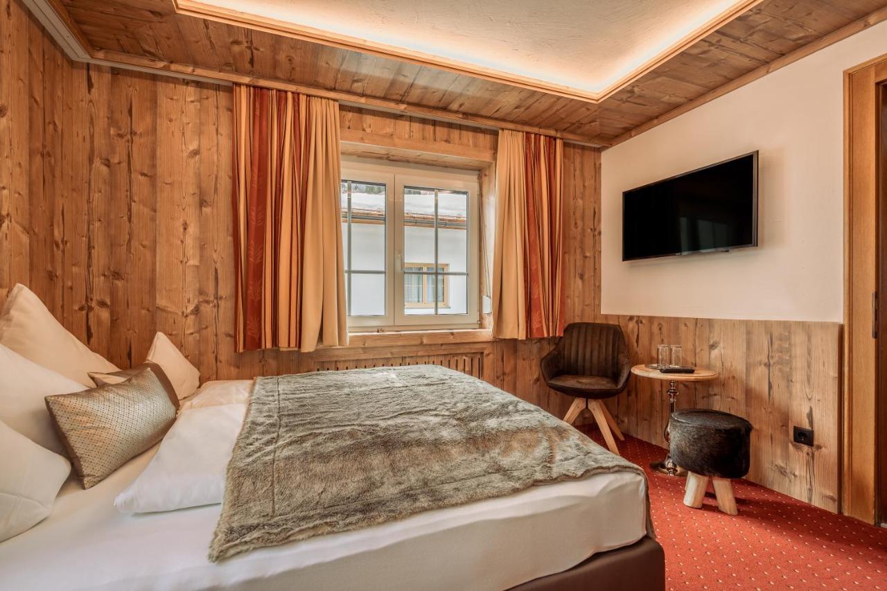 Fortuna Apart Hotel B&B อิสชเกิล ภายนอก รูปภาพ