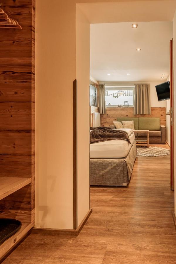 Fortuna Apart Hotel B&B อิสชเกิล ภายนอก รูปภาพ